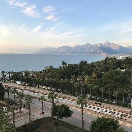 Falez Uygulama فندق أنطاليا